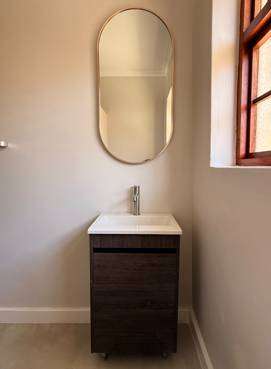 To Let 3 Bedroom Property for Rent in Lakeside Western Cape
